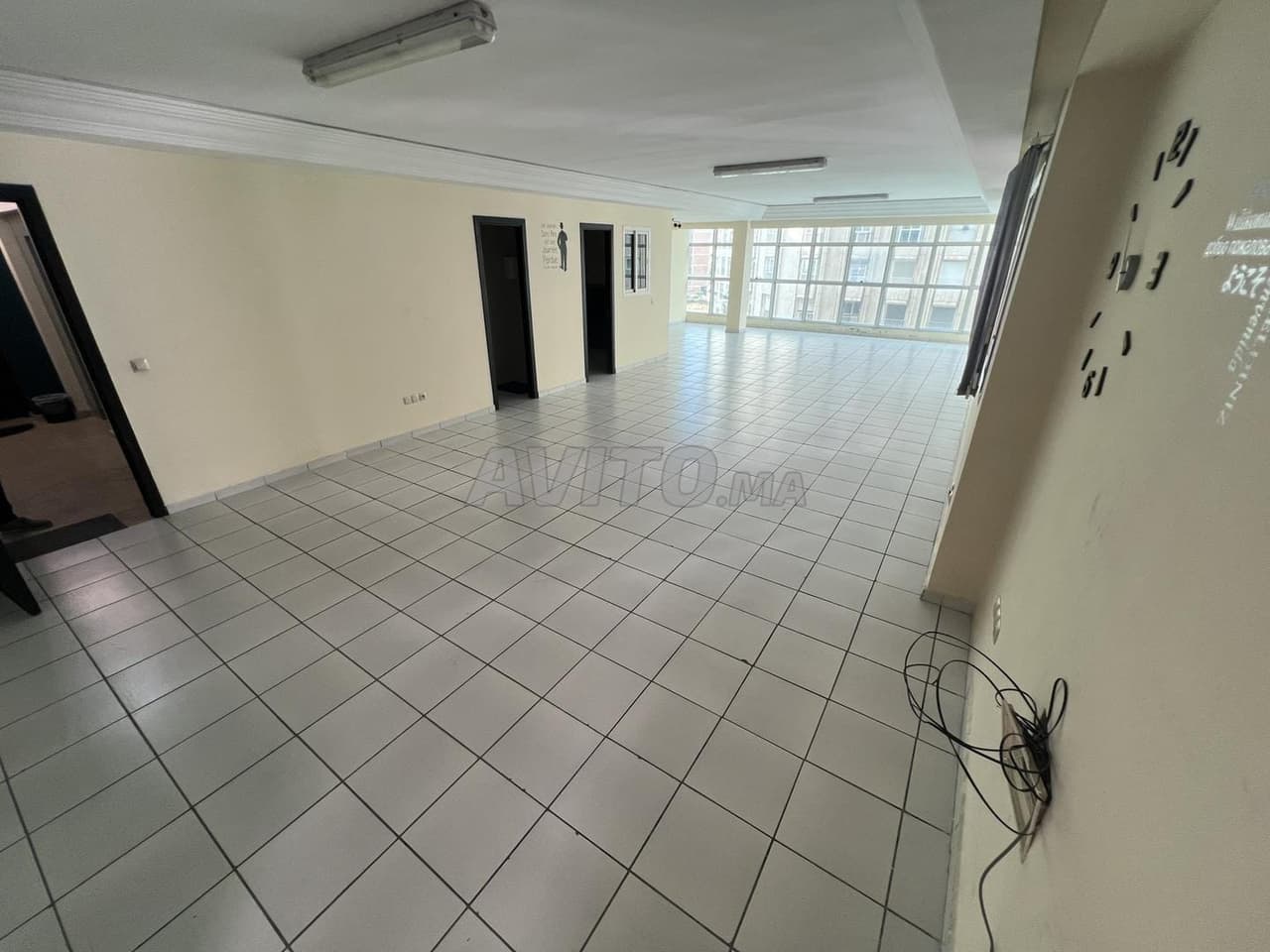 Bureau 120 m² à louer – Centre-ville Tanger