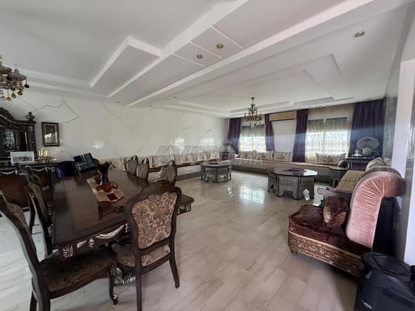 À VENDRE – MAGNIFIQUE VILLA NAWRAS DAR BOUAZZA