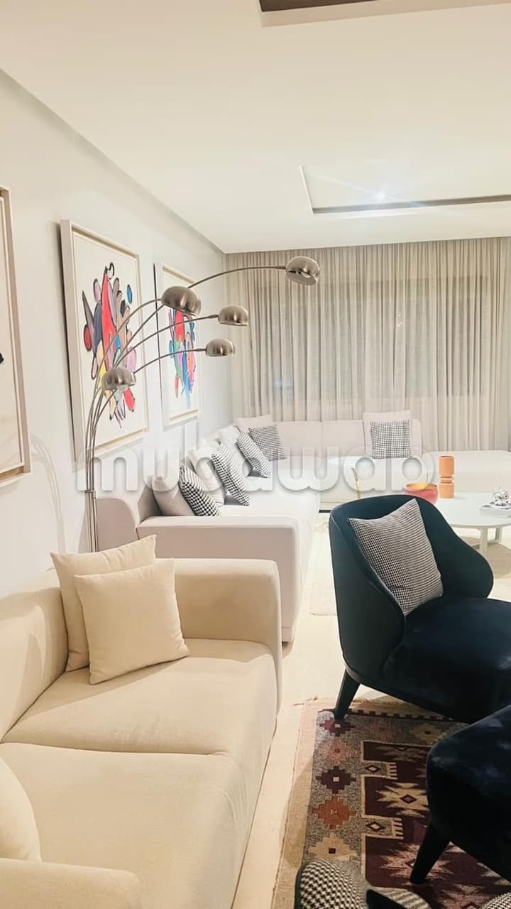 شقة فاخرة مفروشة بحي الرياض