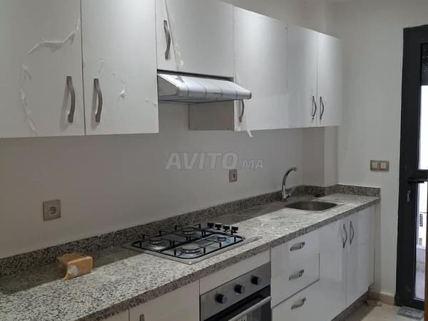 Apartamento en alquiler de 96m² en Victoria Bouskoura