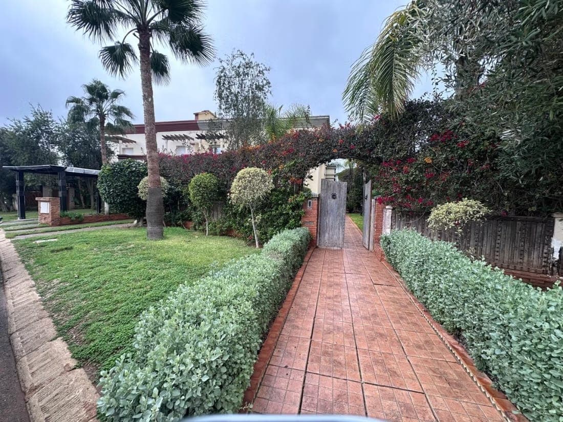 Villa à vendre – Quartier Californie – Casablanca