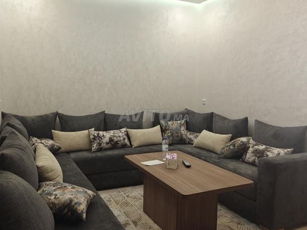 2 chambres rénové entièrement meublé