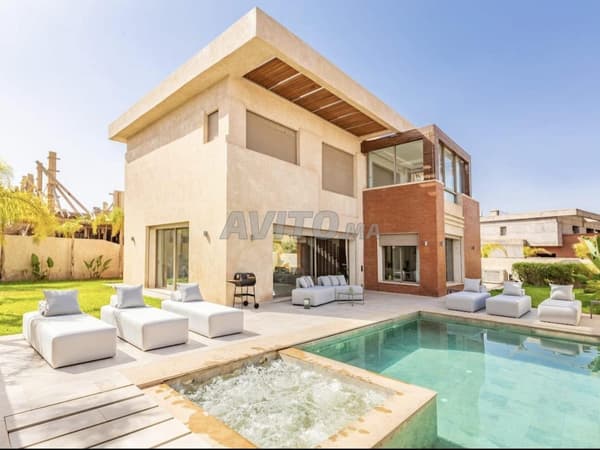 Villa de Prestige Meublée avec Piscine & Hammam