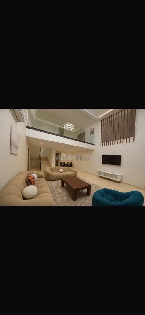 Beau 🏡 duplex meublé T4📍 Victor Hugo