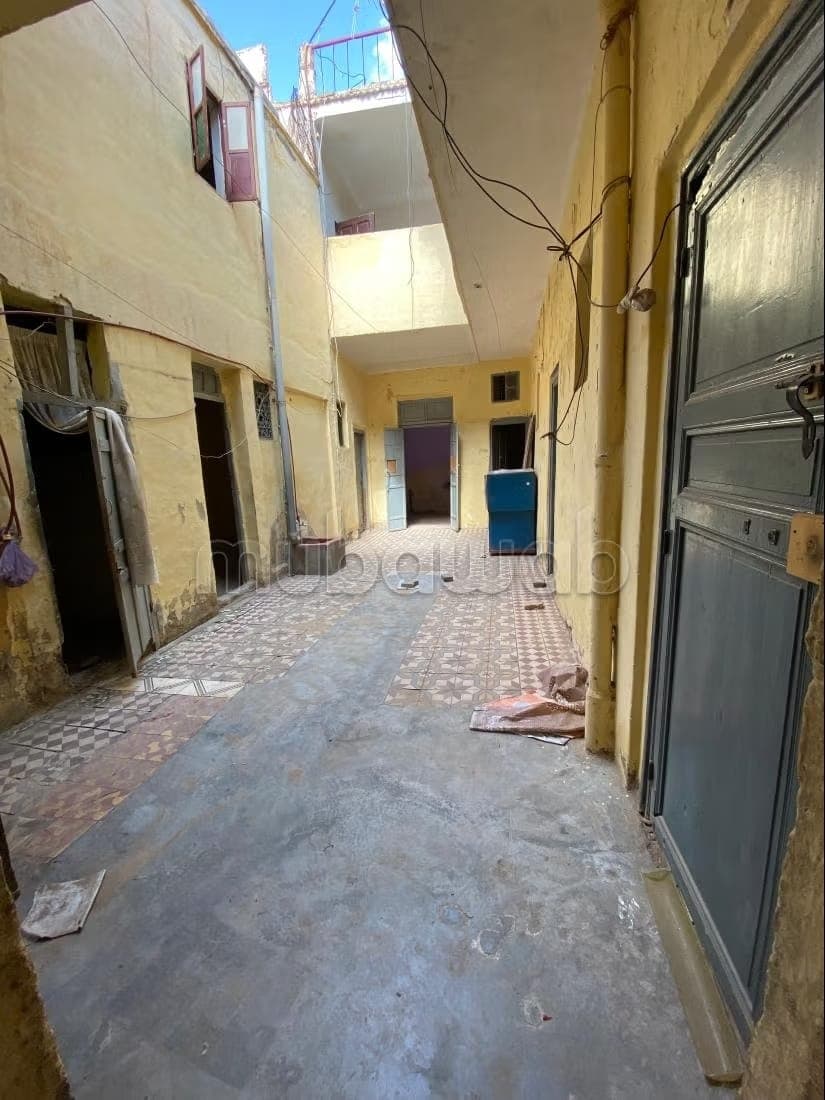 رياض بعقد ملكية مسجل مساحته 150 م² في قلب medina مراكش