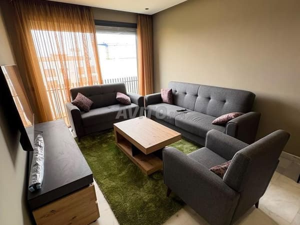 Studio met terras zonder overlast en 2 badkamers