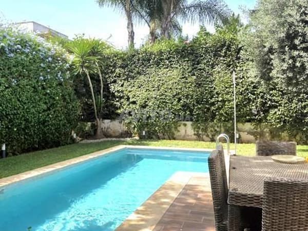 Superb 4-Bedroom Villa in Bouskoura