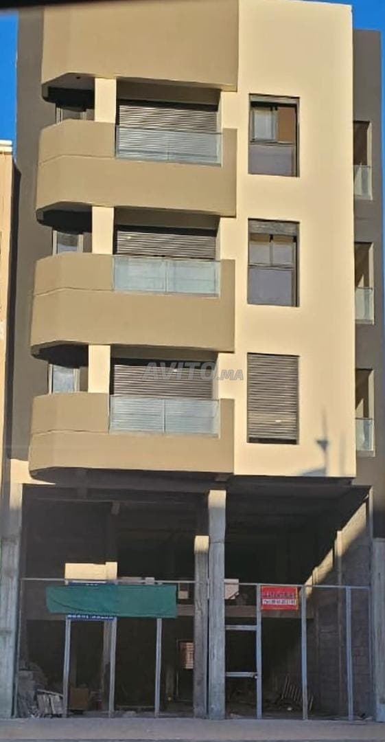 محل تجاري استثنائي على شارع الولاء