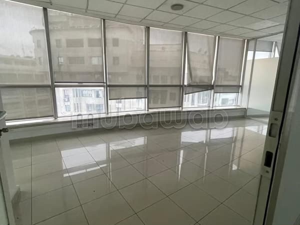 تأجير مكتب مفتوح بطنجة