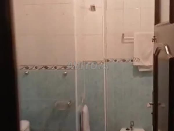 Appartement vide 3 chambres, deux façades ensoleillées