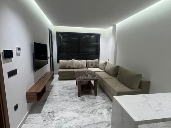 Brand-new furnished studio for rent in the hôpitaux district