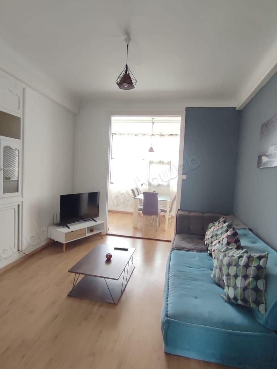 Zeer mooi appartement te huur in het centrum. 2 grote kamers. Goed gemeubileerd