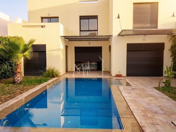 Villa at the golf resort for sale
