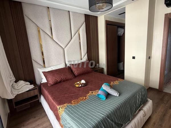 3-slaapkamer Gemeubileerd Appartement te Huur – Manesmane