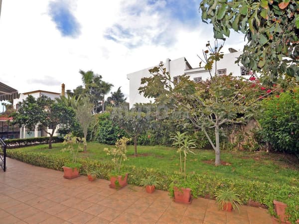 Villa to renovate or demolish, 871 m² Hay Riad