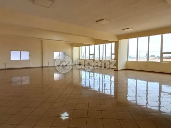 Bureau à louer 280 m² Zone industrielle Mohammedia