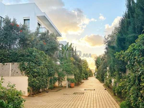 148817-Sale Apartment in Dar Bouazza Tamaris1 of 197 m²