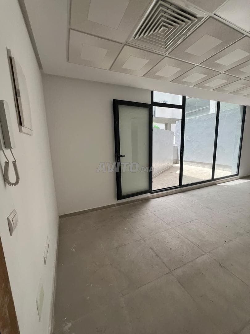 Oficina en alquiler – bd Moulay Ismail Roches Noires