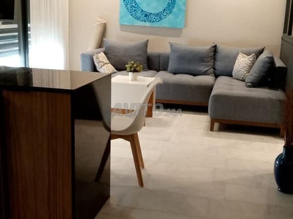 Studio Loft à Louer meublé aux Palmiers