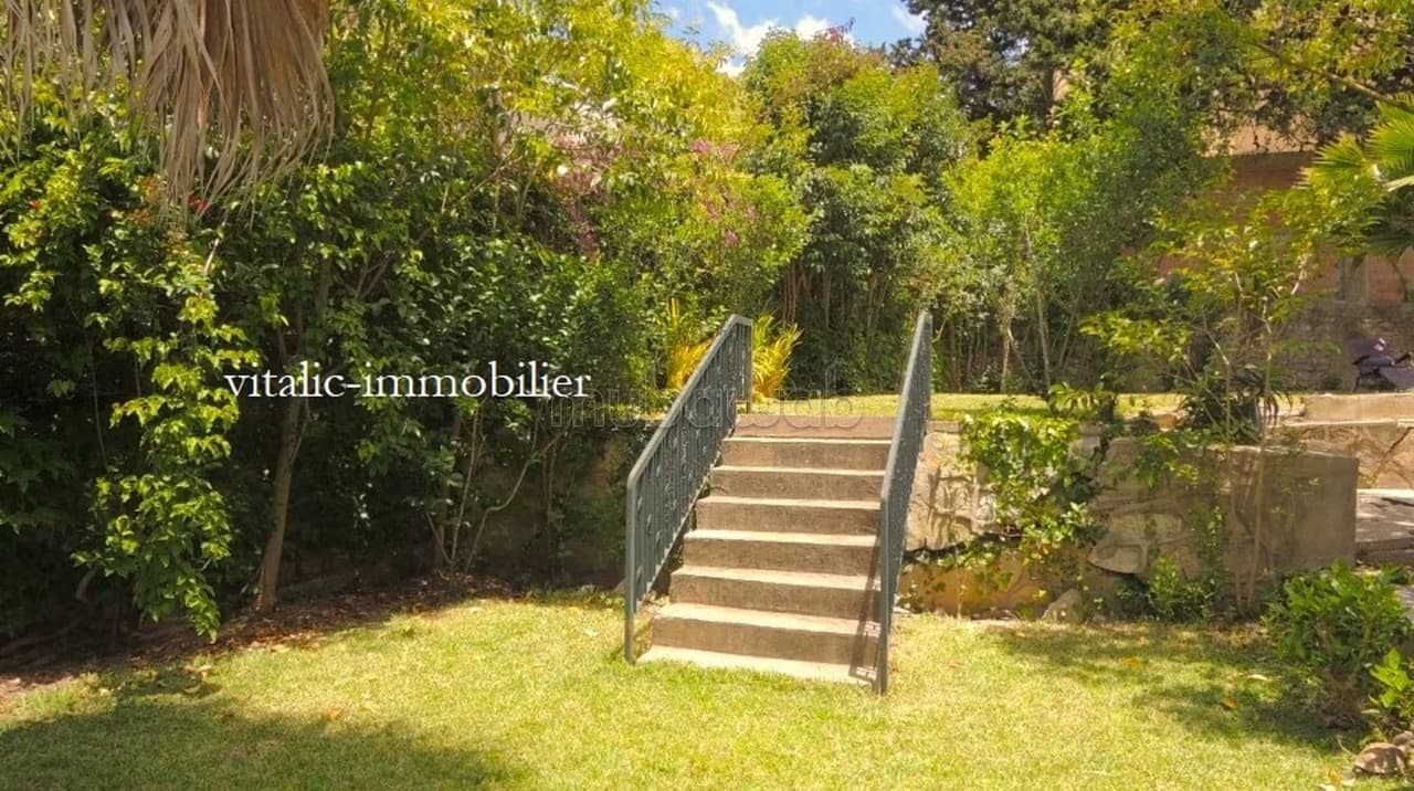 California villa de plain pied avec grand jardin