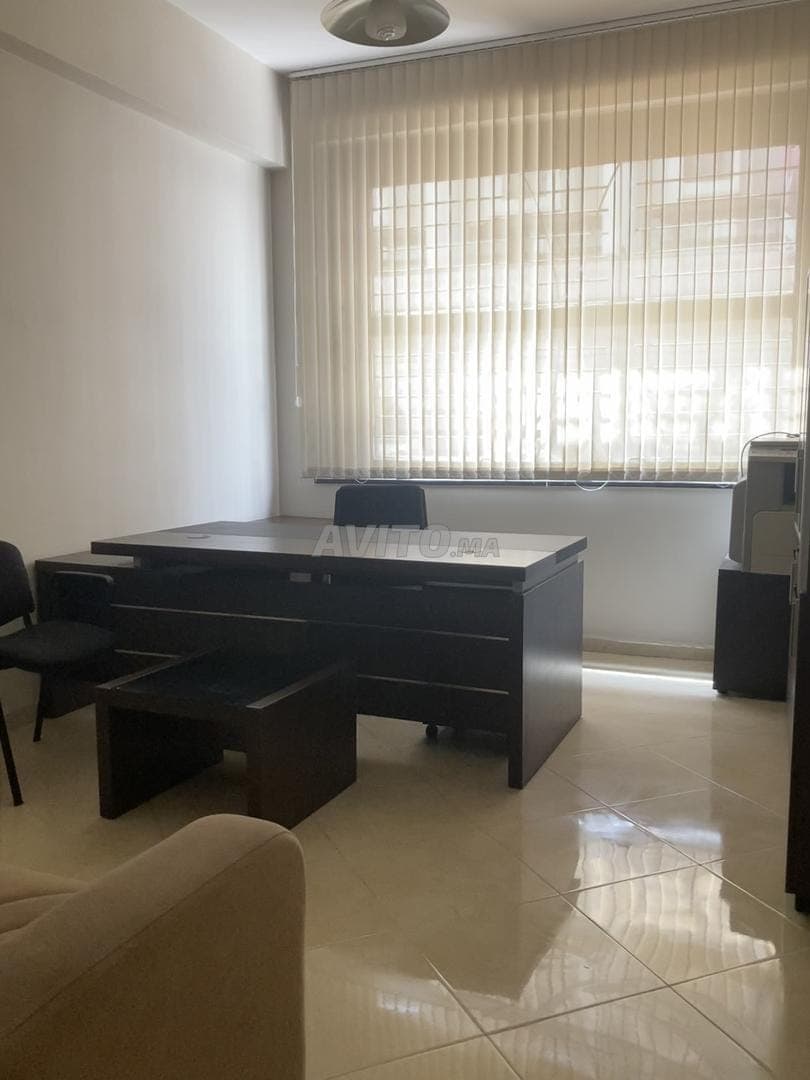Bureau tout équipé en plein centre ville