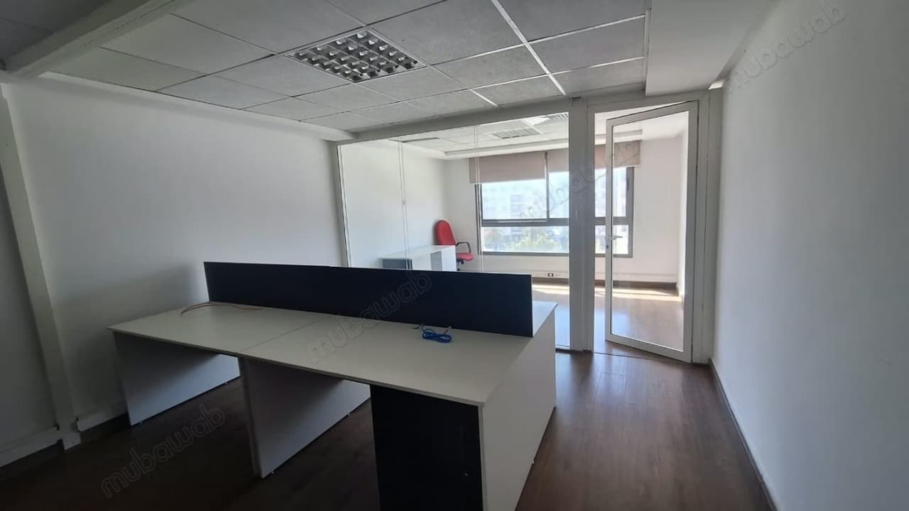 Joli plateau bureau à vendre très bien situé à Bourgogne