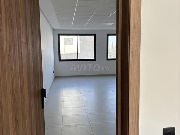 Bureau 59 m² à Fès – Emplacement Stratégique