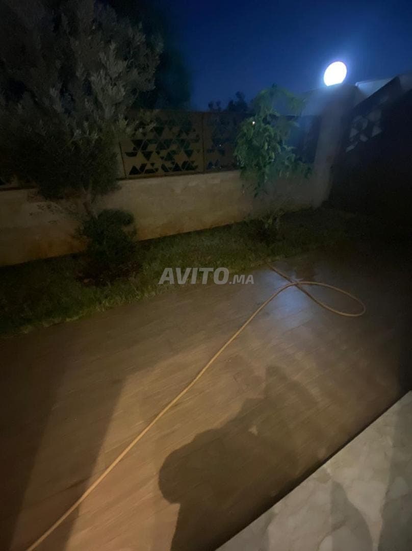 For rent ground-floor garden unit - CFC-furnished