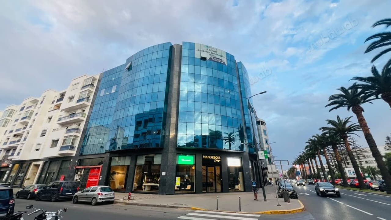 Bürokavel van 539 m² te huur – Bd Ghandi