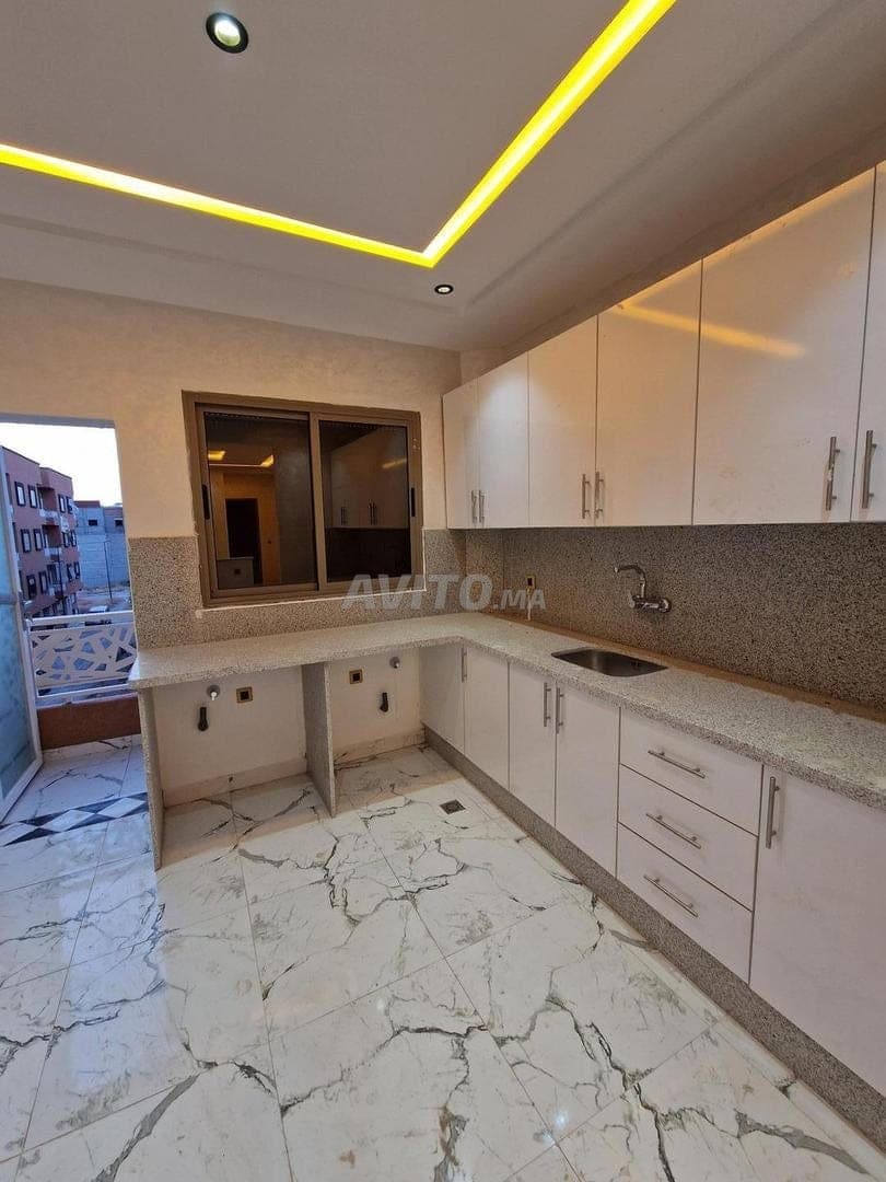 شقة جديدة 95 م² مع مساعدة السكن