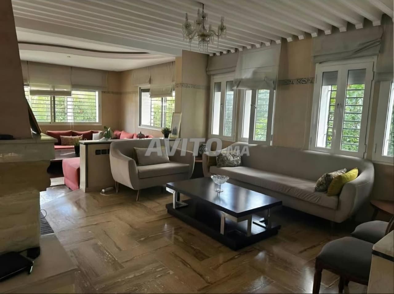 SPACIEUSE VILLA ISOLÉE À VENDRE BIR RAMI EST KENITRA