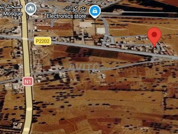 أرض محفظة مساحتها 92 متراً مربعاً في وسط بيركوات