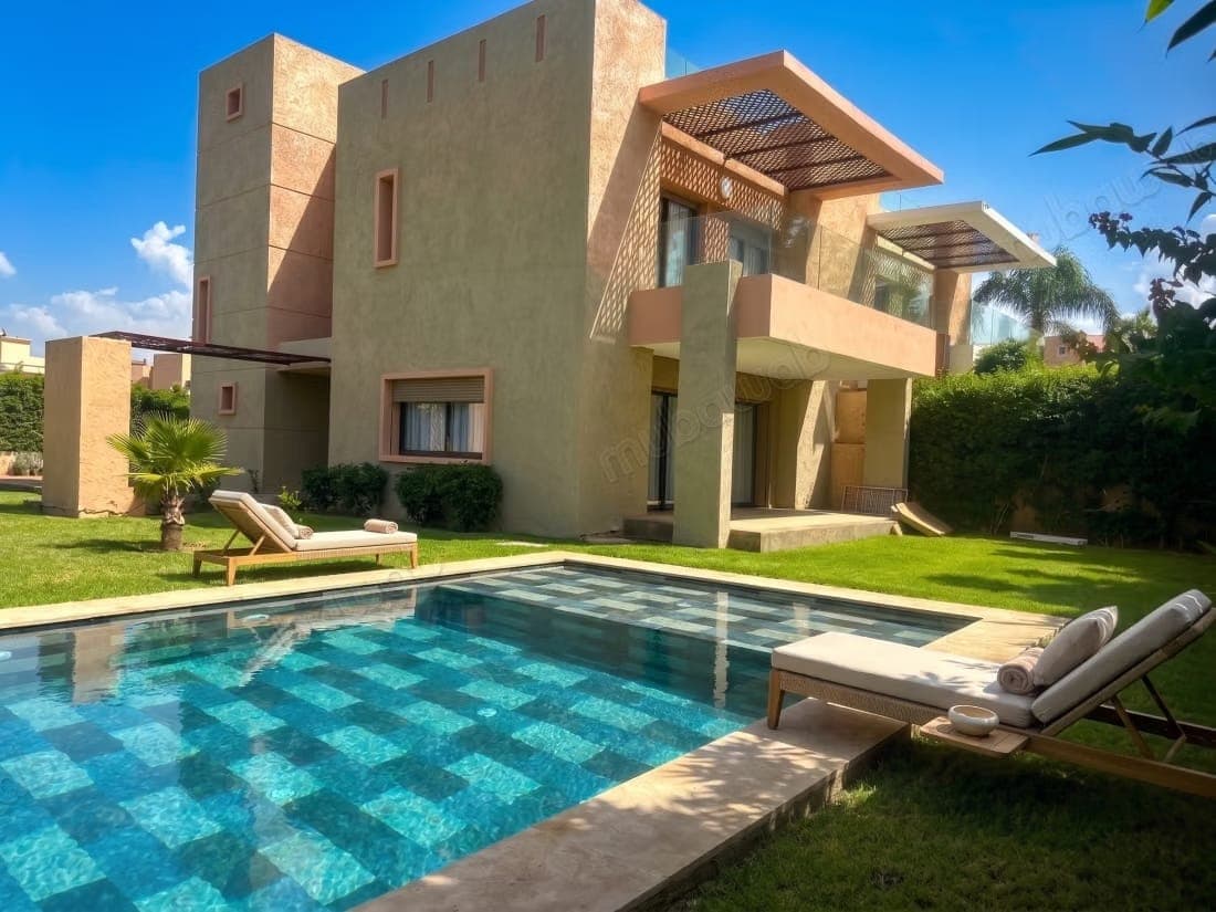 Superbe villa avec piscine LLD vue sur Golf NORIA