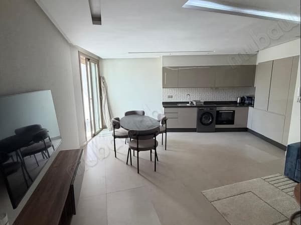 Studio 2 bedrooms to seize