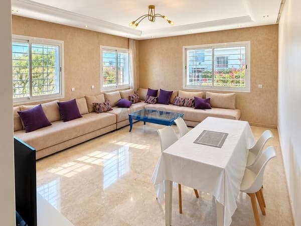 Aïn Diab 3 hab. amueblado 106 m² frente a la playa 12000 DH