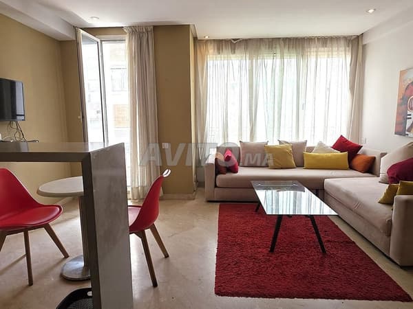 Studio meublé 48m2 3è étg Clim Terrasse Maarif