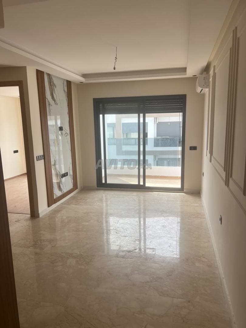 APARTMENT FOR RENT IN QUARTIER DES HÔPITAUX