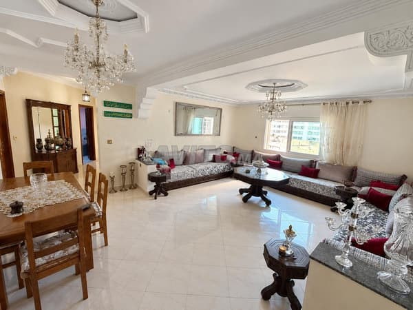 📍 143 m² centre-ville | 3 Chambres | Parking