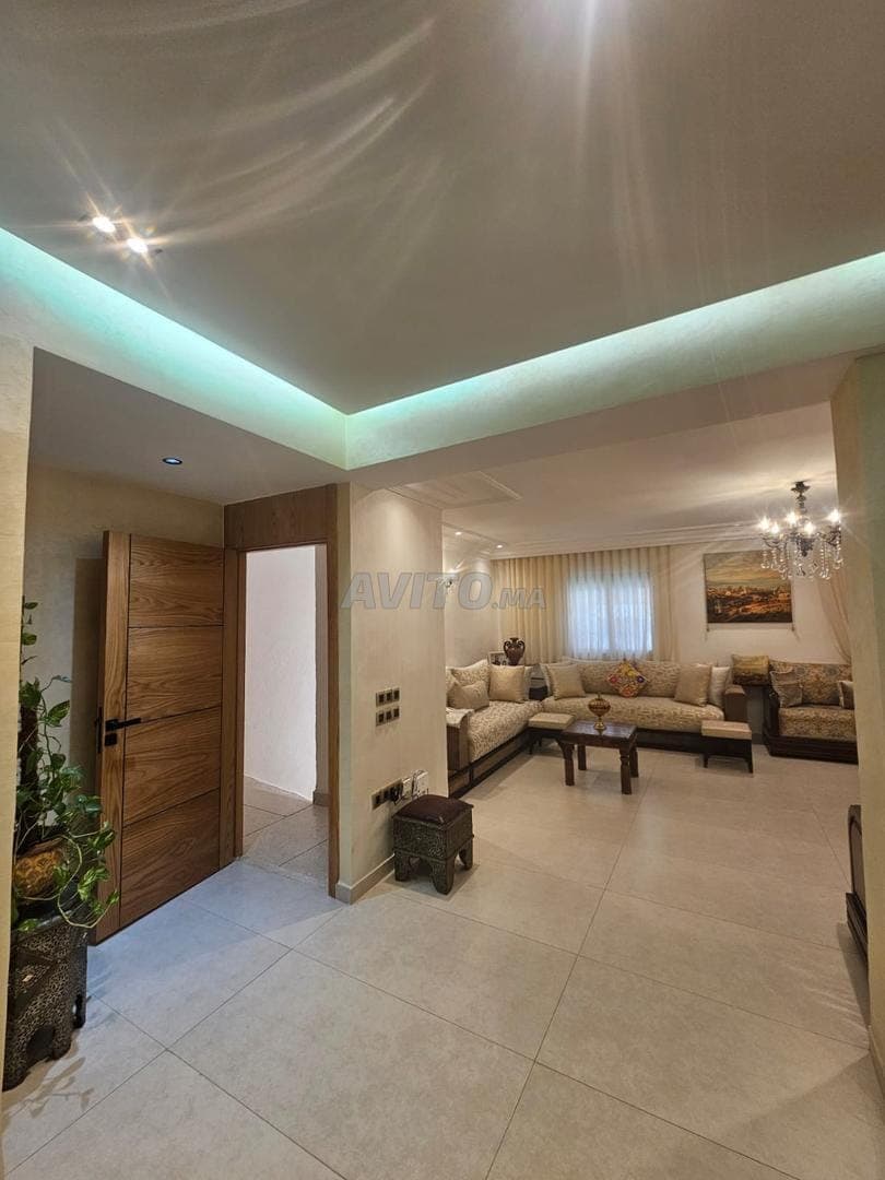Duplex 270m² for sale in Casablanca Hay Hassani
