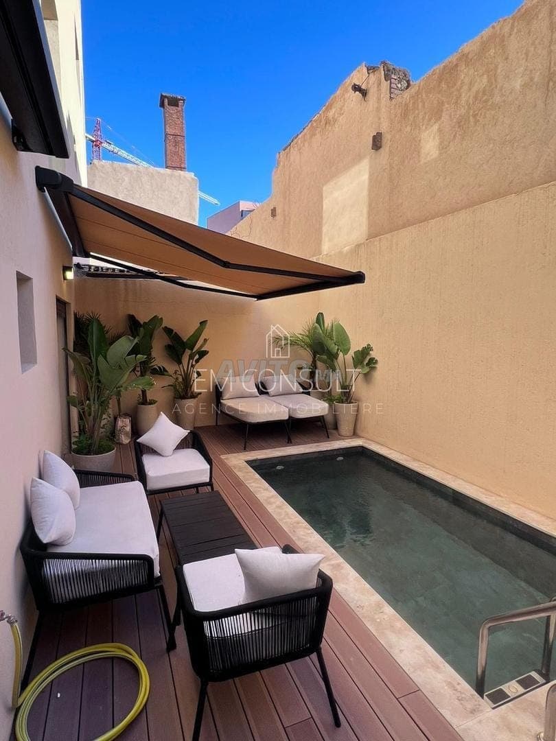 DUPLEX 3 BEDROOMS PRIVATE HEATED POOL - GARE SECTOR