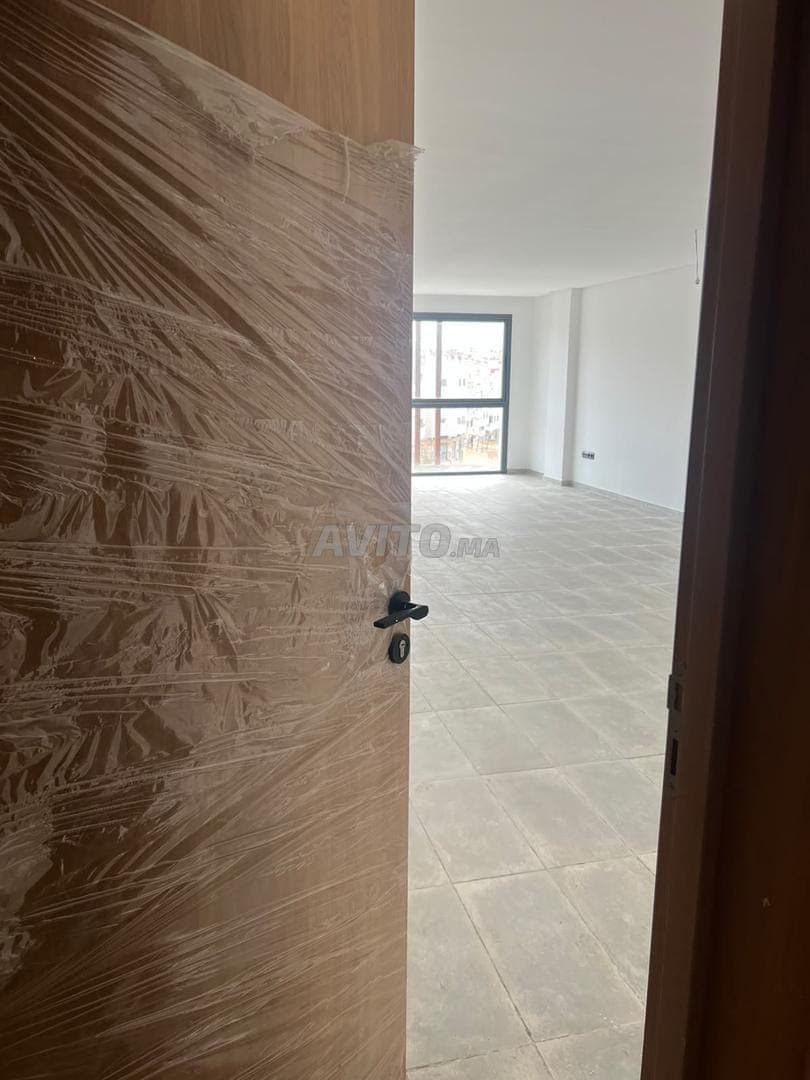 Bureau en location à Hay Hassani de 57 m²