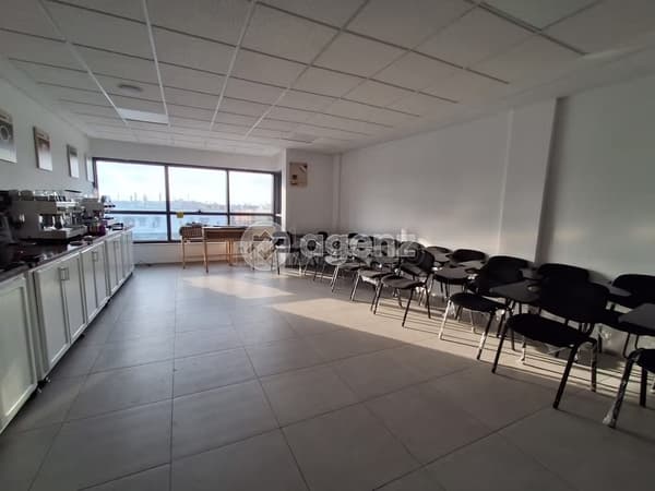 Bureau à louer 59 m² Hay Nahda Skhirate Témara