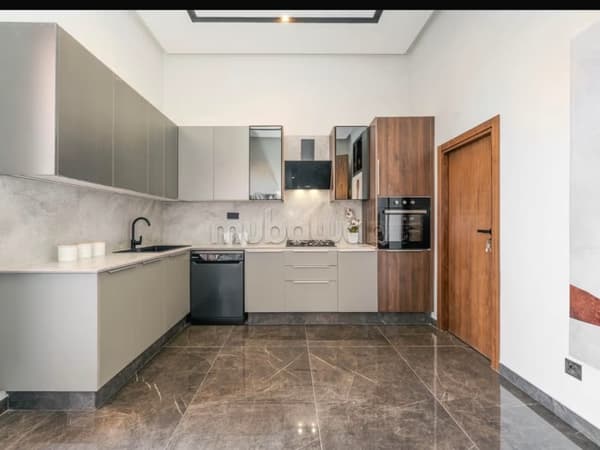 Villa contemporaine d’exception en résidence ultra sécurisée – Route de l’Ourika km 5…