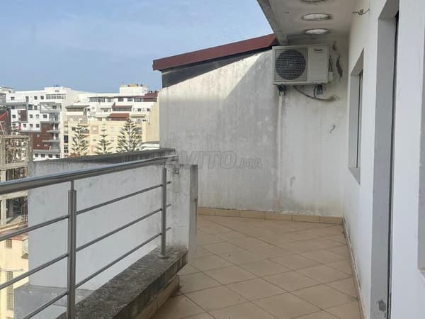 appartement avec terrasse et parking