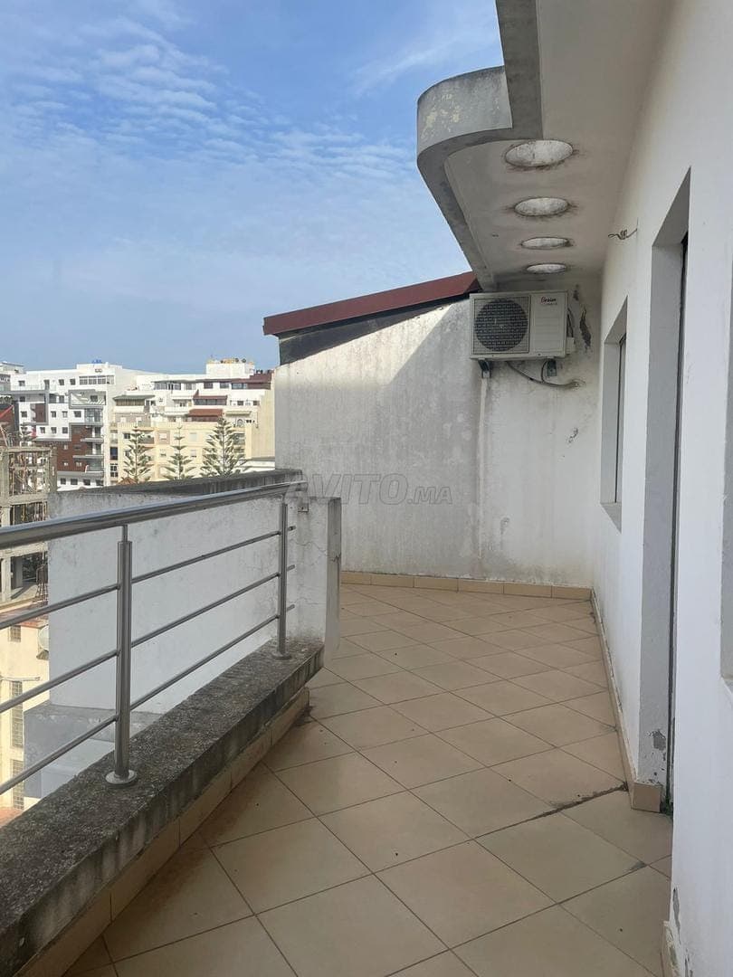 appartement avec terrasse et parking