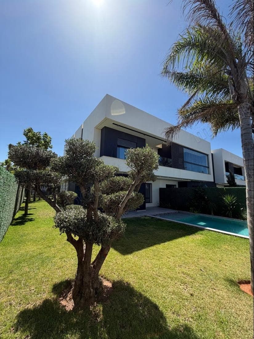 Prachtige nieuwe villa te huur leeg in Darbouazza