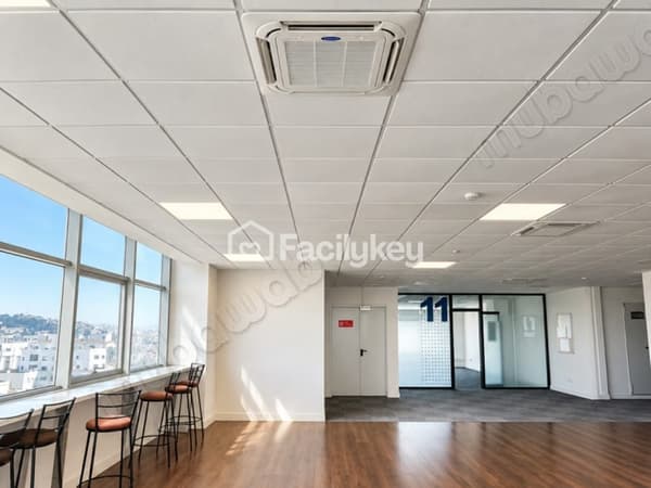 Bureau de 520 m² à Tanger
