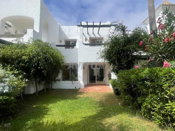 Villa meublée à louer dar bouazza