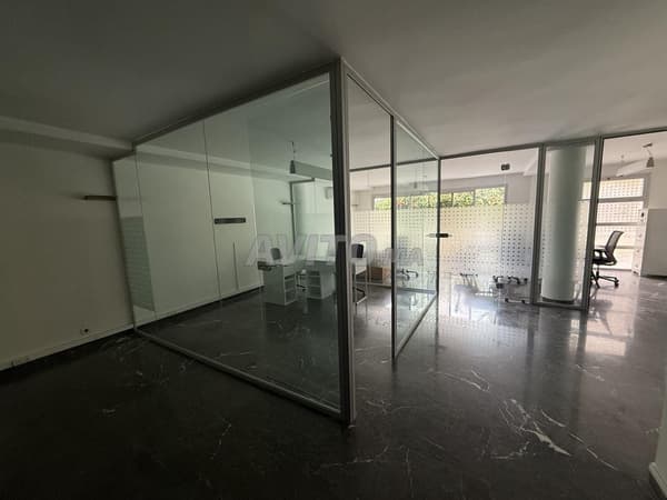Bureau pour activité professionnelle en location