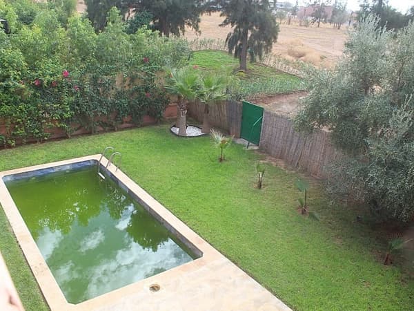 Villa en alquiler sin amueblar de tres habitaciones